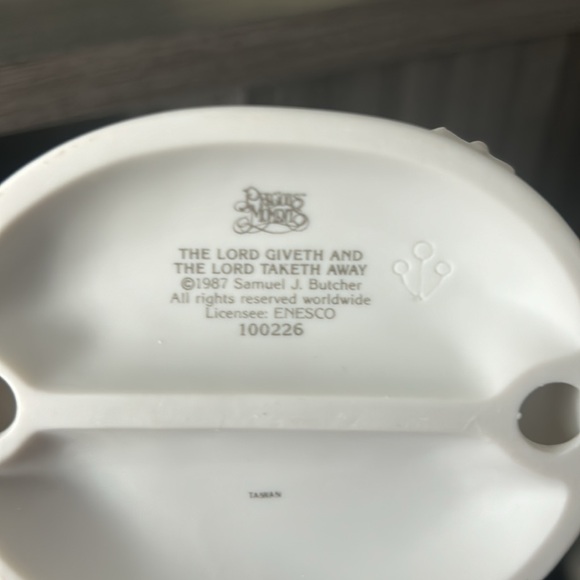 Precious moment with box 100226 - Picture 4 of 4